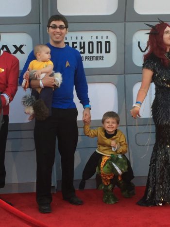 Josh Morgan and kids at the Star Trek Beyond movie premiere