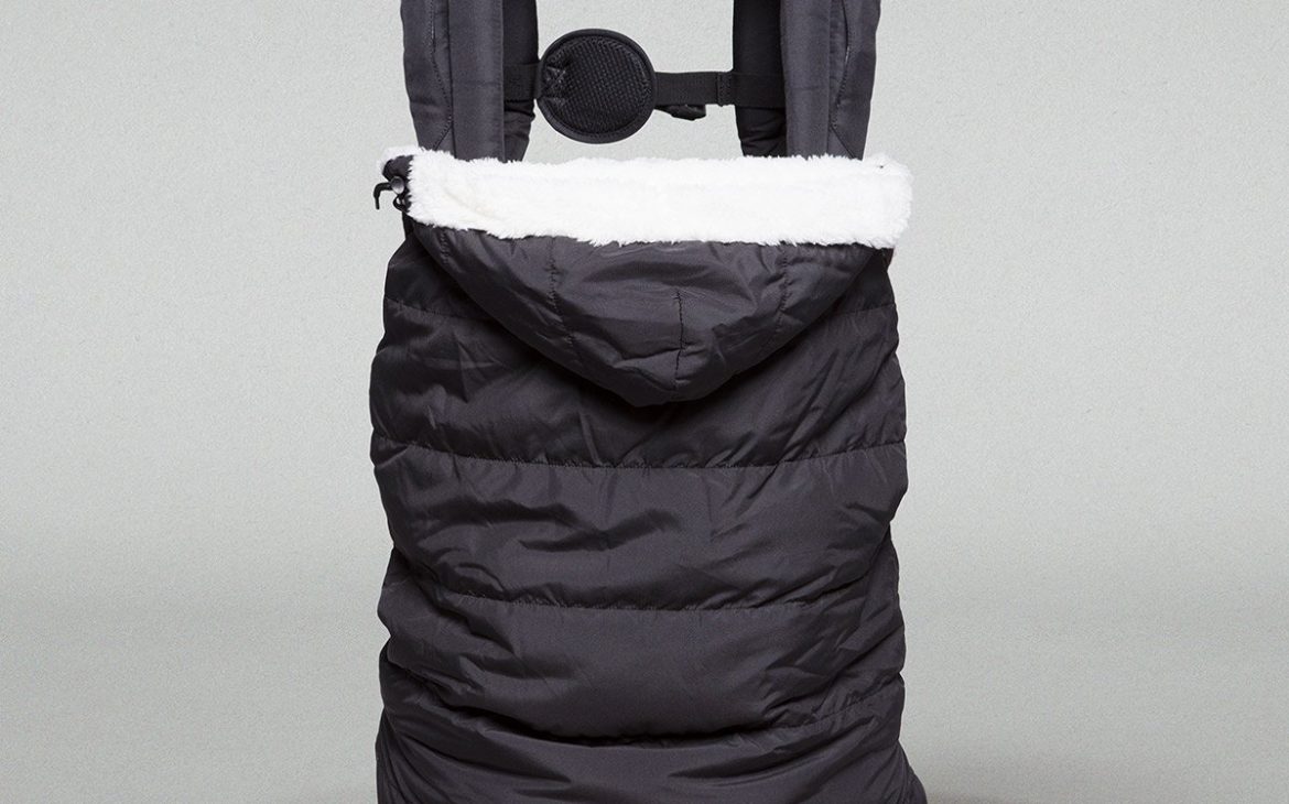 a warming cover for the Lillebaby baby carrier